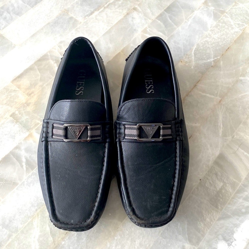 Guess mens  loafers